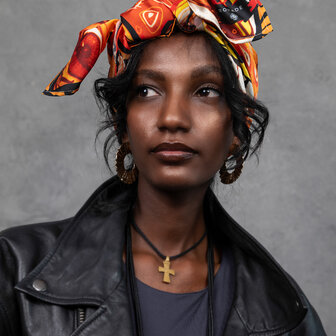 Šátek Víra (Paťaňiben) v oranžové barvě