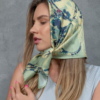 Šátek Duše (Voďi) v zelené barvě