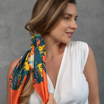 Šátek Svoboda (Mukľiben) v oranžové barvě